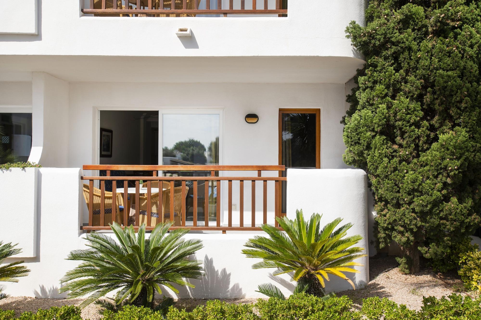 Inturotel Esmeralda Garden 3*