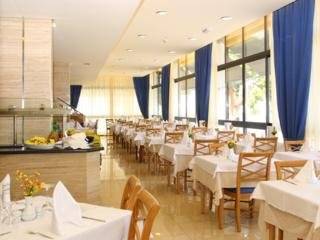Aparthotel Inturotel Esmeralda Garden 3*