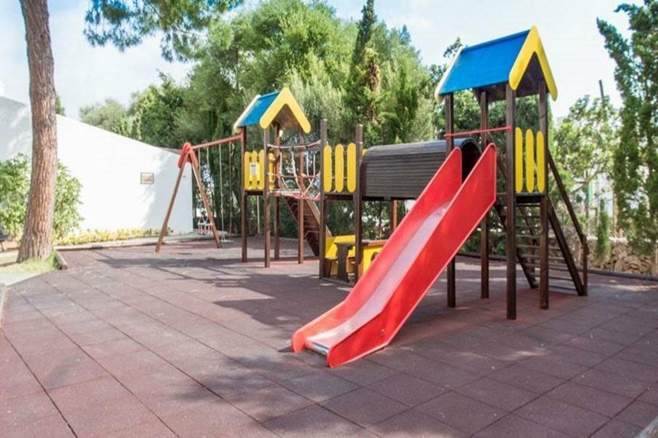 Inturotel Esmeralda Garden